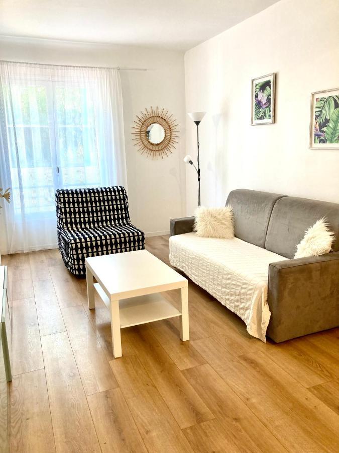 Maison Otto ม็องตง ภายนอก รูปภาพ