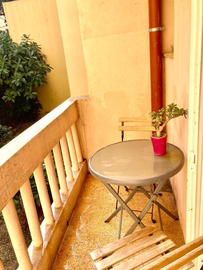 Maison Otto ม็องตง ภายนอก รูปภาพ